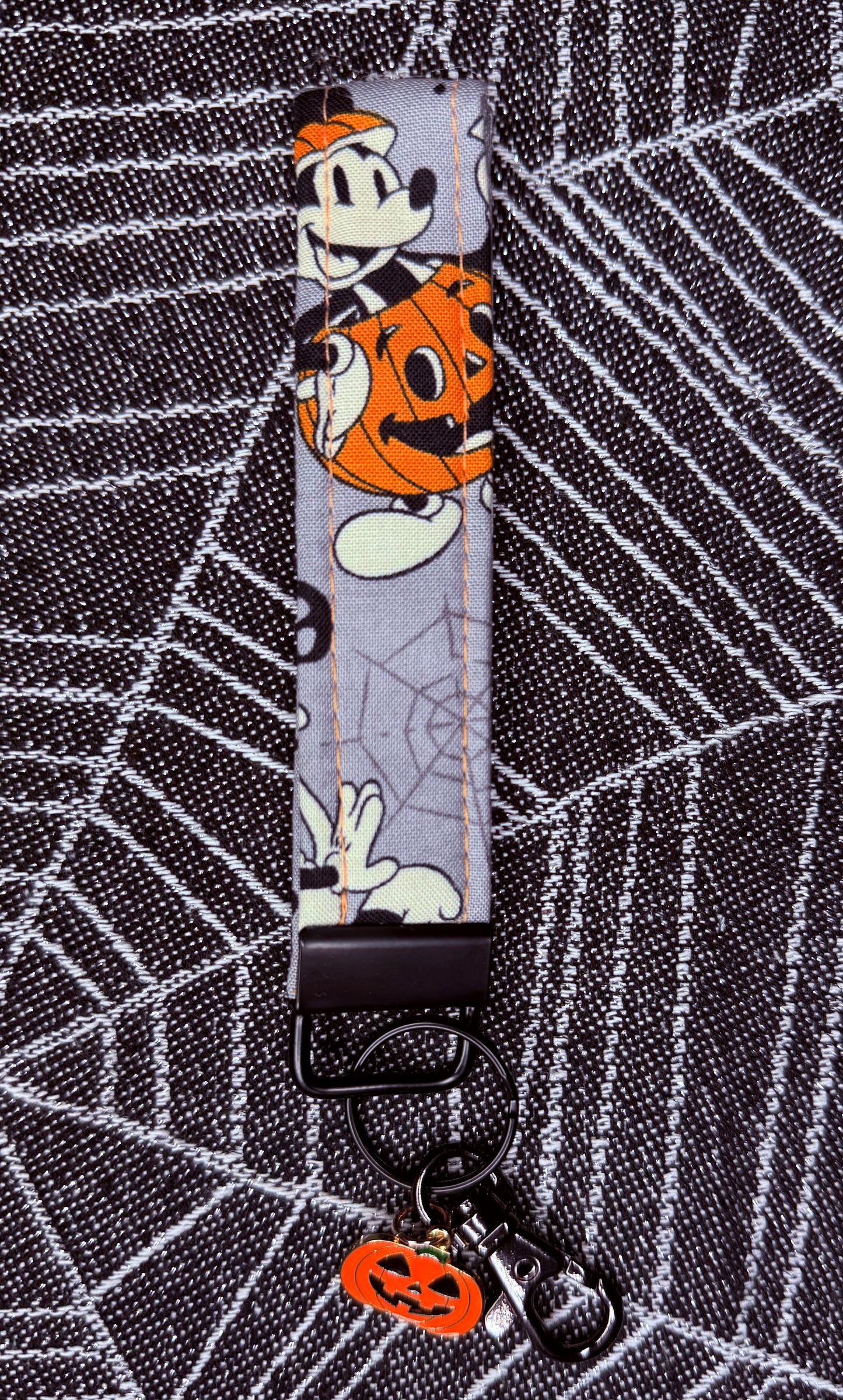 Haunted Mouse Wristlet Key fob