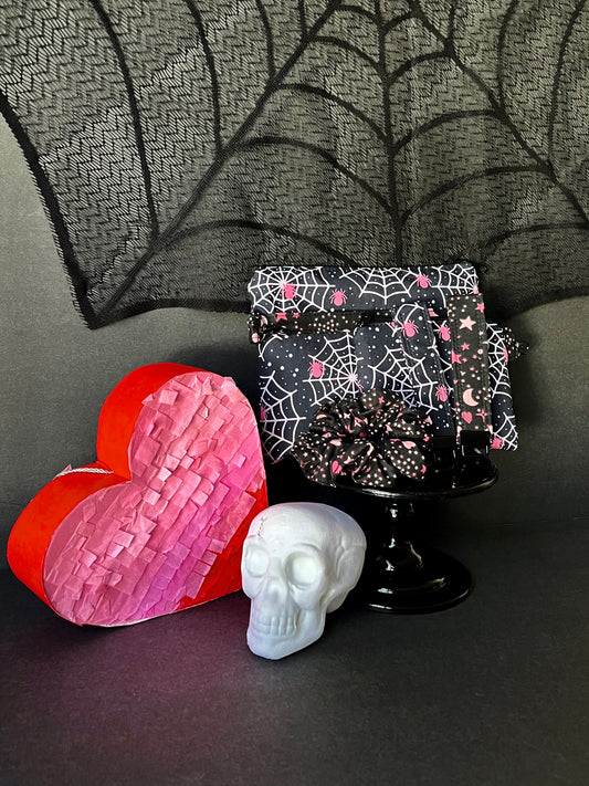 “Loves Web” cosmetic bag or coin pouch
